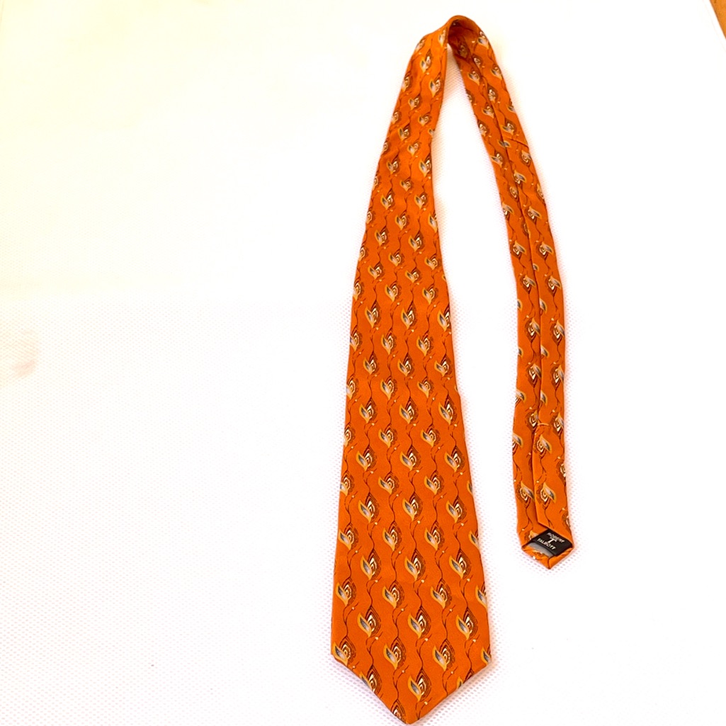 Robert Talbott Hand-Sawn Necktie